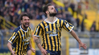 Chievo, ufficiali gli arrivi di Canotto e Rondinella. Rinnovo annuale per Renzetti