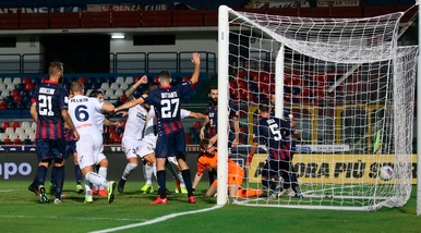 Cosenza, un giocatore del settore giovanile positivo al Coronavirus