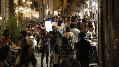 Coronavirus: in Italia meno contagi, ma più vittime. 996 casi e 6 morti