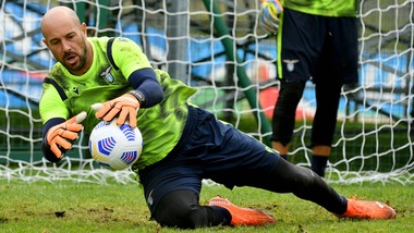 Lazio-Padova 1-0: Reina decisivo con un calcio di rigore parato