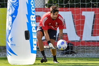 Genoa, per la porta dalla Juve torna Perin