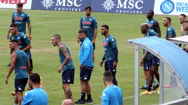 Napoli, l'11 amichevole al San Paolo col Pescara