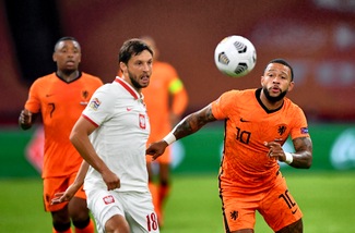 Szczesny non basta, Hateboer assist: Olanda-Polonia 1-0