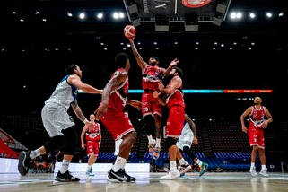 Supercoppa, Milano prenota le Final Four. Alla Virtus il derby di Bologna