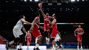Supercoppa, Milano prenota le Final Four. Alla Virtus il derby di Bologna