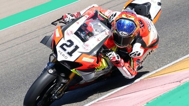 Sbk, GP Teruel: Rinaldi show, dominio assoluto in Gara 1