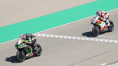 GP Teruel, Gara 2: Rea imprendibile, solo secondo posto per Rinaldi