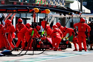 GP Italia, freni Ferrari ko: Vettel costretto al ritiro