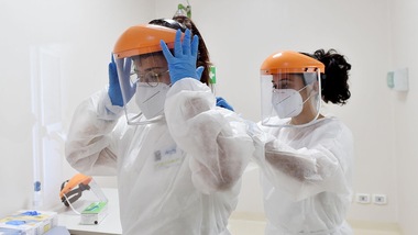 Coronavirus in Italia, 12 morti e  1.108 nuovi positivi nelle ultime 24 ore