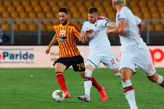 Lecce, ufficiale: Rispoli ceduto al Crotone