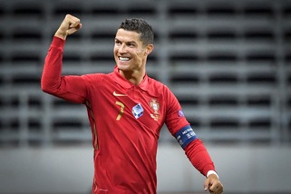 Ronaldo, gioia social: "Se mi dicono che posso fare 100, io faccio 101"