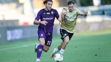 Cagliari, è atterrato Sottil: "Sono felicissimo di essere qui"