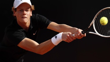 Sinner elimina Tsitsipas: è agli ottavi degli Internazionali d'Italia