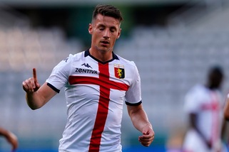 Pinamonti può restare all'Inter, ma Raiola e la Juve...