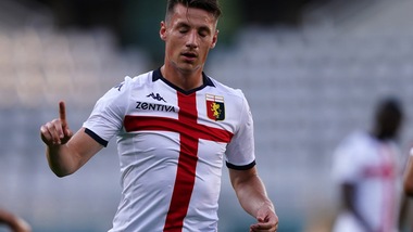 Pinamonti può restare all'Inter, ma Raiola e la Juve...