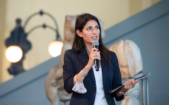 Stadio Roma, Raggi: "Non ci sono irregolarità, entro Natale sarà approvato"