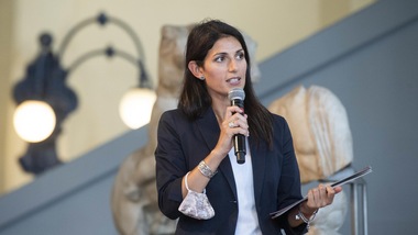 Stadio Roma, Raggi: "Non ci sono irregolarità, entro Natale sarà approvato"