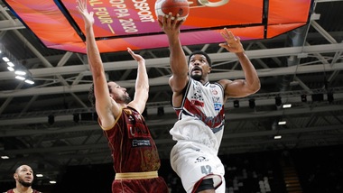 Milano in finale di Supercoppa: Venezia battuta 76-67