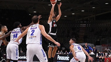 Virtus Bologna-Milano finale di Supercoppa: fuori Pozzecco