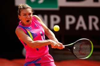 Internazionali d'Italia, Halep vola in semifinale