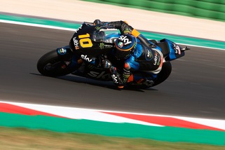 GP Emilia Romagna, pole di Marini in Moto2 con Bezzecchi secondo