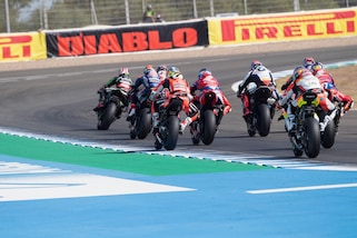 GP Catalogna: Van Der Mark domina la Superpole Race