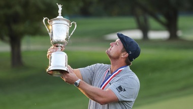 Us Open: DeChambeau festeggia la prima vittoria in un major, Paratore 31/o