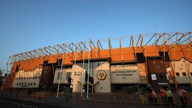 Premier League, stadi ancora chiusi: troppi contagi