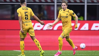 Hauge effettua le visite mediche con il Milan: poi la firma