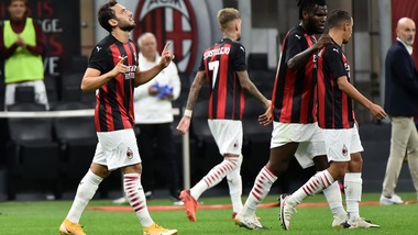 Milan-Bodo/Glimt 3-2: Calhanoglu trascina Pioli al playoff di Europa League