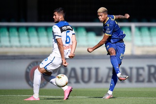 Verona, ritorna Salcedo: l'attaccante di nuovo in prestito dall'inter