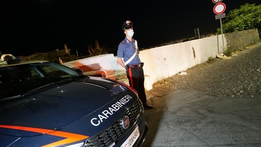 Uomo della Forestale appicca incendio in area protetta: arrestato