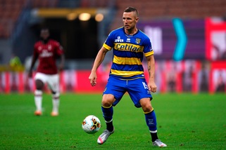 Stop Kurtic, il Parma: "Serve un chiarimento ufficiale su squalifiche e liste"