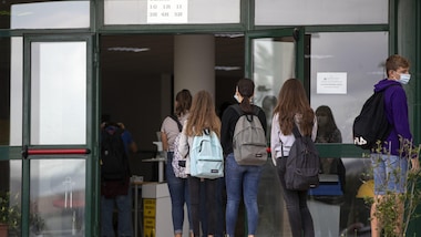 Coronavirus, ad Altamura chiuse due scuole per casi positivi