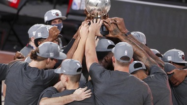 NBA, Boston ko: Miami vola alle Finals e raggiunge i Lakers