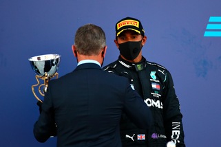 Gp Russia, Hamilton non ci sta: "Cercano di fermarmi"