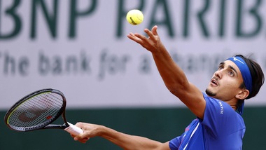 Roland Garros, Sonego supera il primo turno