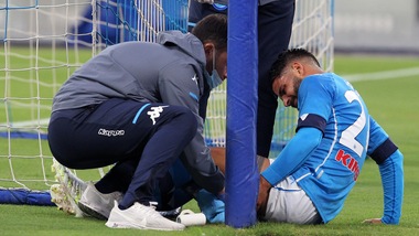 Insigne, il report del Napoli: lesione di primo grado al bicipite femorale