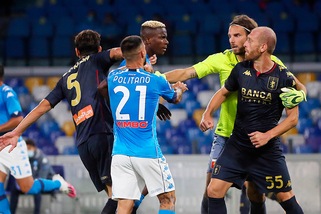 Bassetti: "Al Genoa il protocollo anti-Covid non ha funzionato"