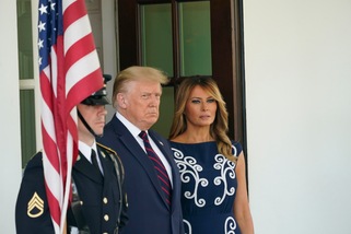 Coronavirus, Trump positivo! Anche la moglie, "siamo in quarantena"