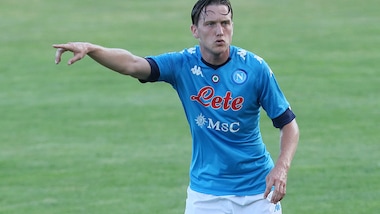 Coronavirus Napoli, Zielinski positivo. C'è anche un altro caso