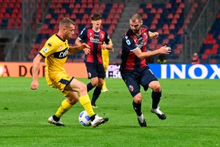 Il Bologna perde Poli: perone destro fratturato