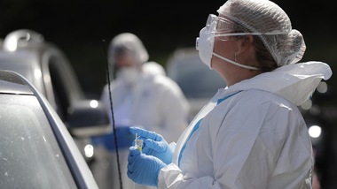 Coronavirus, i dati in Italia: impennata con 3678 casi. Boom di tamponi