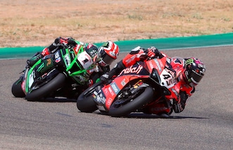 Sbk, GP Francia: Gara 2 a Redding, Davies terzo rovina la festa a Rea