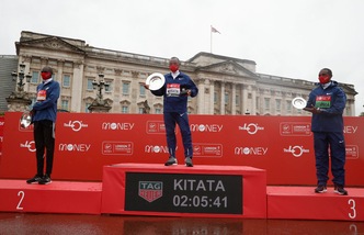 Shura Kitata Tola è il più forte a London Marathon, Kipchoge delude