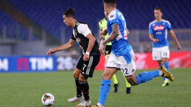 Lega Serie A: "Juve-Napoli, il protocollo consente di giocare"