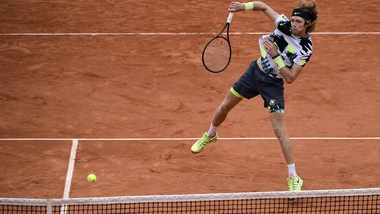 Roland Garros: Rublev ai quarti, battuto Fucsovics in 4 set
