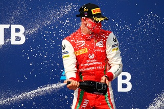 GP Eifel, Kehm: "Emozionante per Mick essere in pista con Hamilton e Vettel"