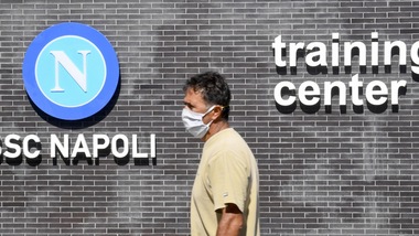 Coronavirus, Napoli: "Anche l'ultimo tampone è negativo"
