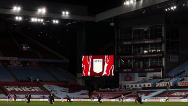 La Premier attacca il governo: "Perché i concerti sì e le partite no?"